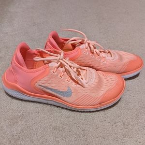Nike Free Run Shoes (EU 40, 7Y)